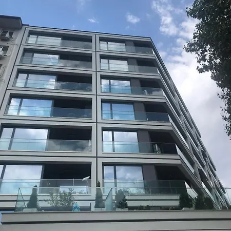 Sea Garden Apartment