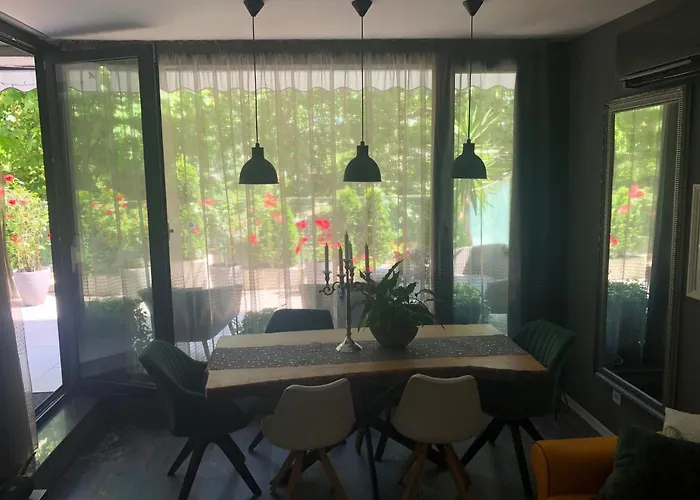 Sea Garden Apartament Warna